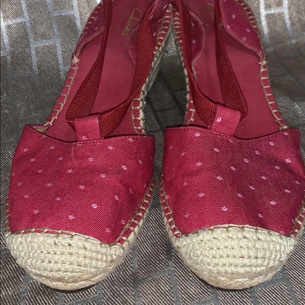 Clark’s artisan red wedge 7.5